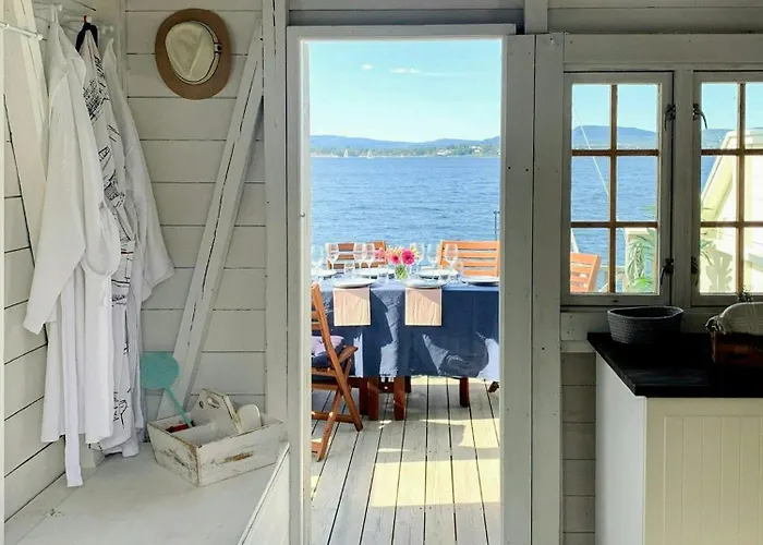 Historical At Flaskebekk * Nesoddtangen